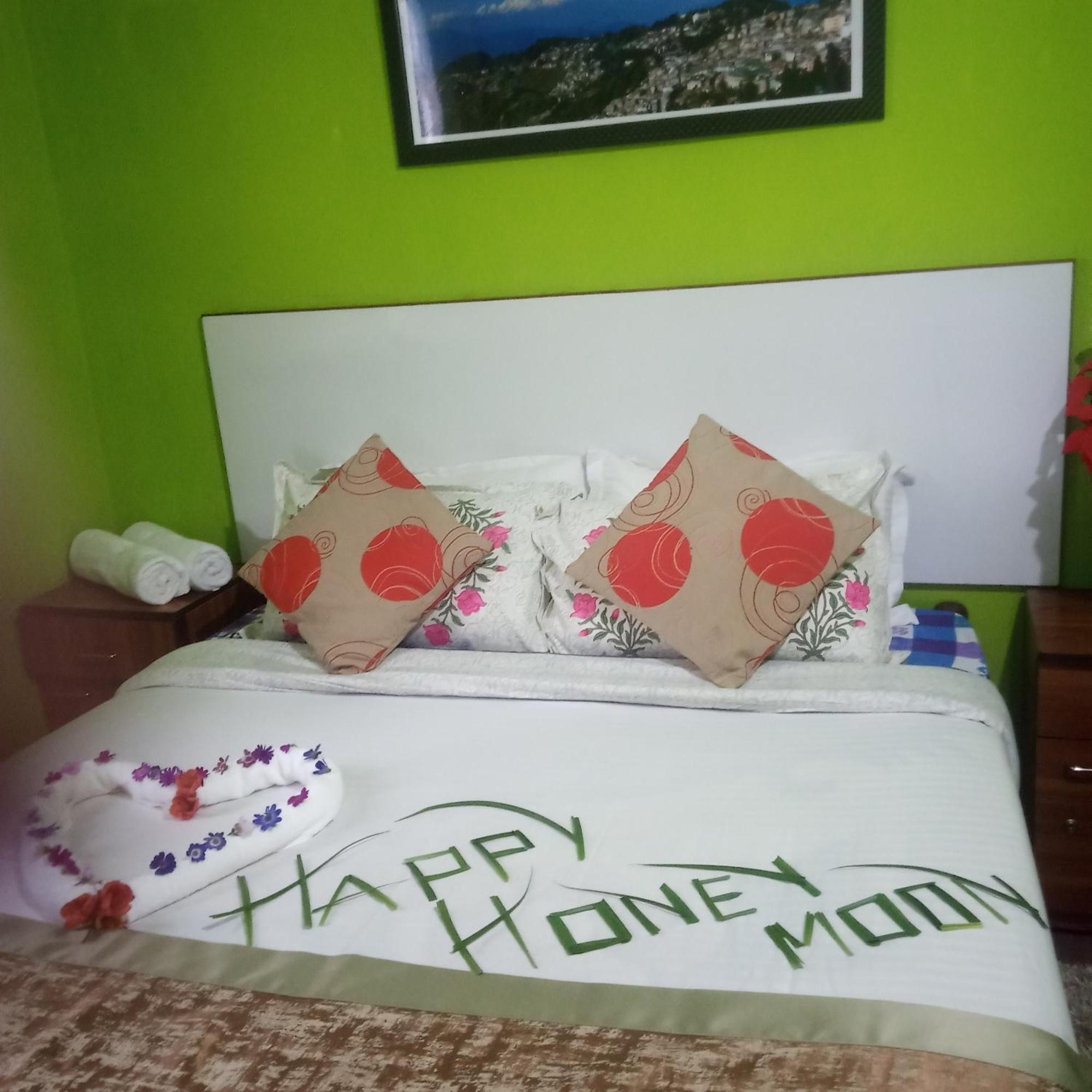 Beverly Hills Home Stay Darjeeling  Buitenkant foto