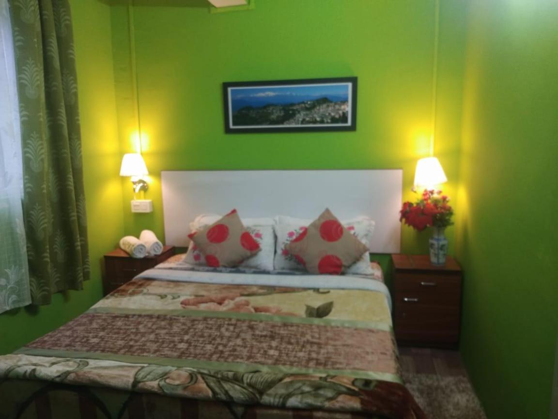 Beverly Hills Home Stay Darjeeling  Buitenkant foto