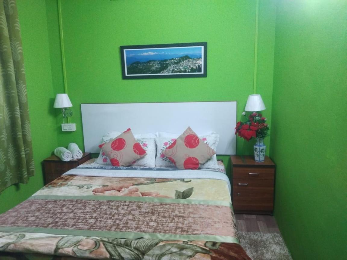 Beverly Hills Home Stay Darjeeling  Buitenkant foto