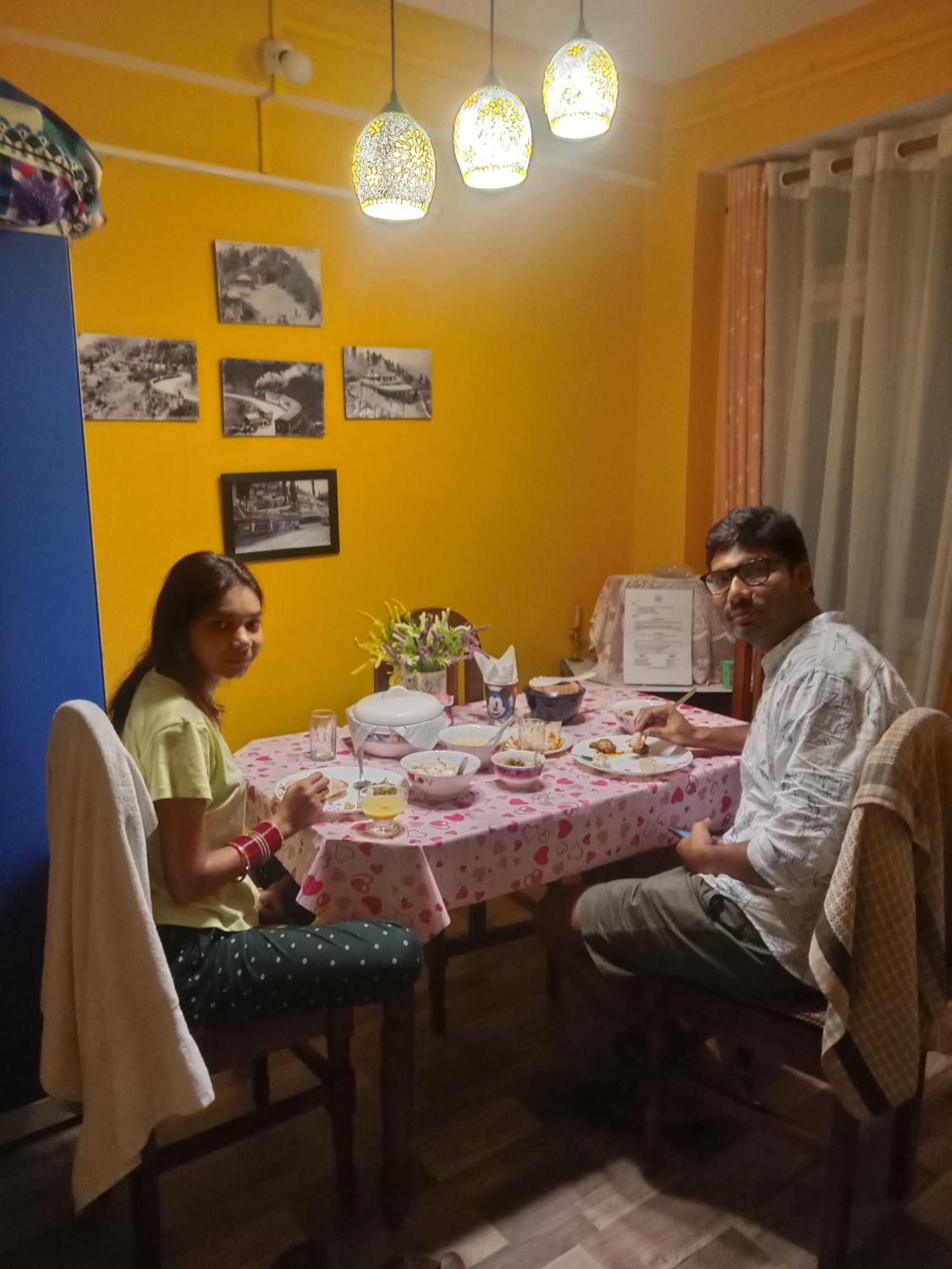 Beverly Hills Home Stay Darjeeling  Buitenkant foto
